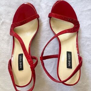 Nine West Red Glass stone. Size 7 US